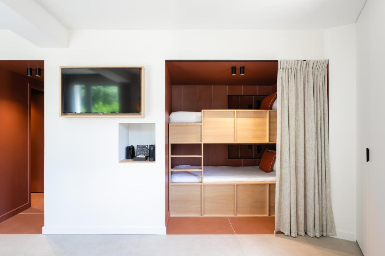 Les Elmes - Hotel, & Privee 4*