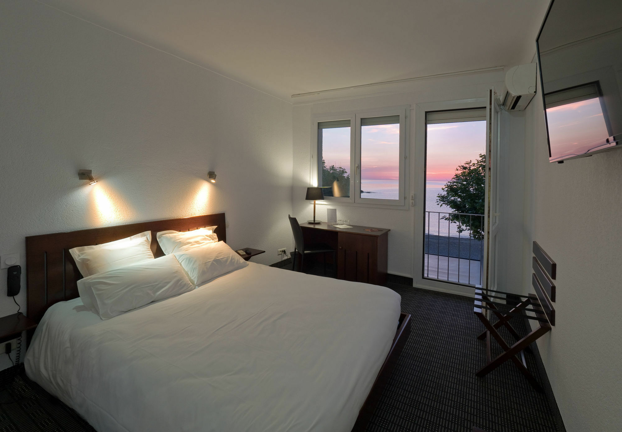 Les Elmes - Hotel, & Privee Hotel