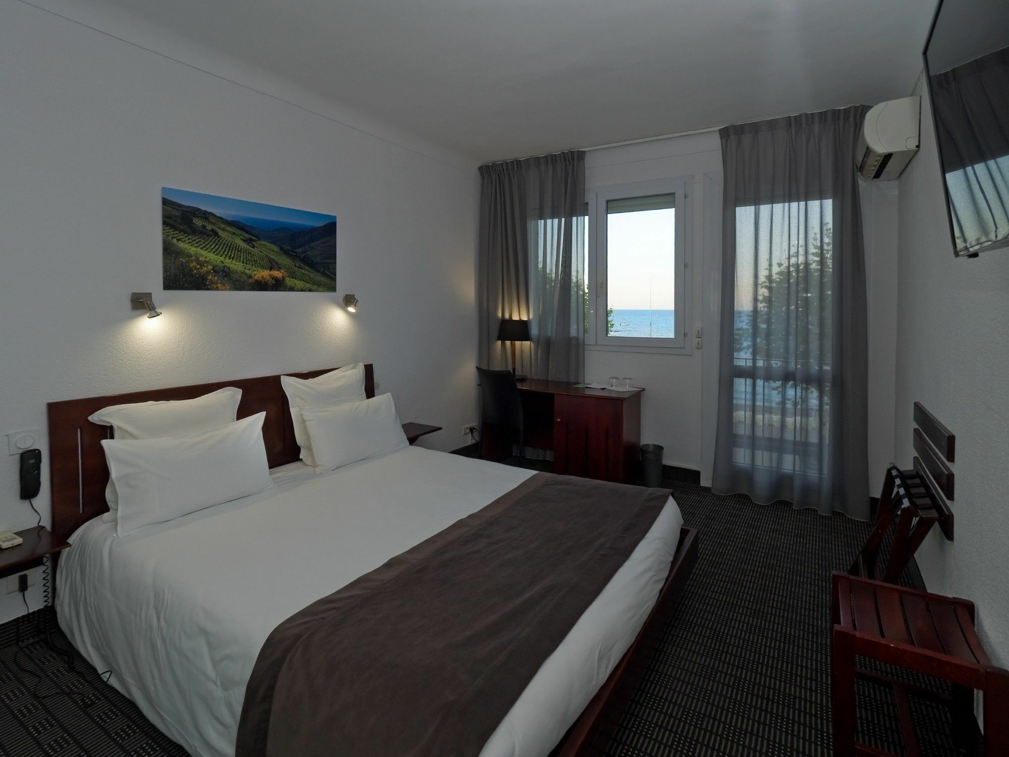 Hotel Les Elmes - Hotel, & Privee Banyuls-sur-Mer
